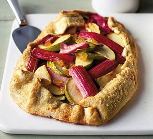 Яблочный пирог с ревенем и имбирём